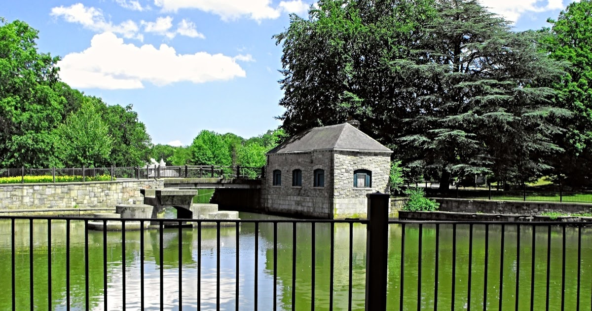 I {heart} Rhody Sights The Seal House Roger Williams Park Providence