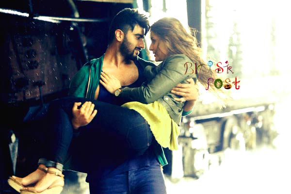 Arjun Kapoor holding Kareena Kapoor in hands in a romantic pose Kareena, Arjun Kapoor ‘Ki and Ka’ romance train blowing hot chemistry in first look still