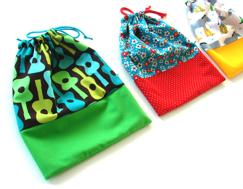 Gift bag from a fabric. Pattern & Tutorial