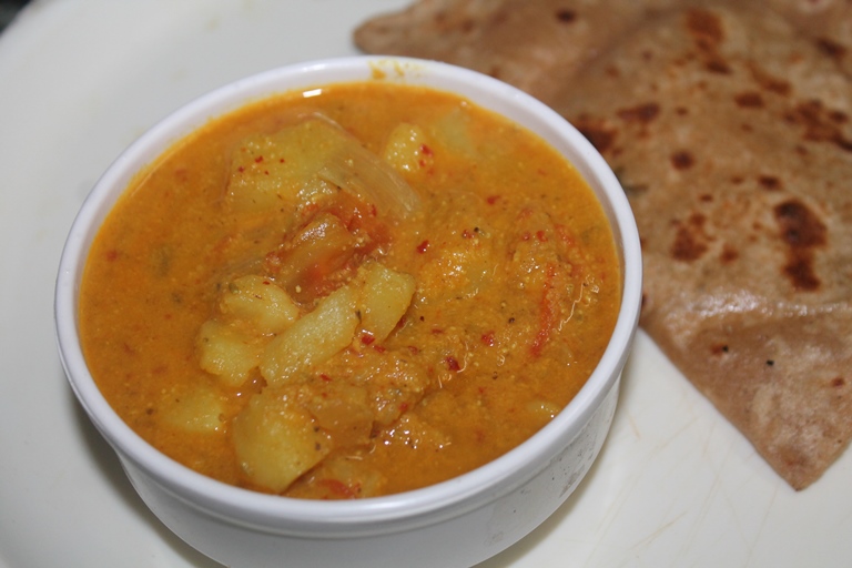 Potato Kurma Recipe Aloo Korma Recipe Yummy Tummy