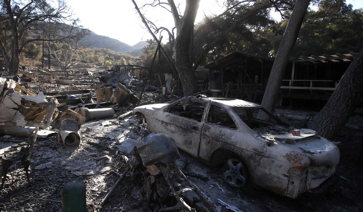 Nova contagem aponta 66 mortos e 631 desaparecidos na Califórnia
