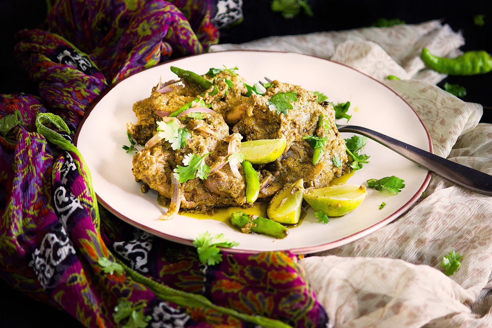 Dhone Pata Mangsho / Dhania Chicken / Coriander Chicken Curry