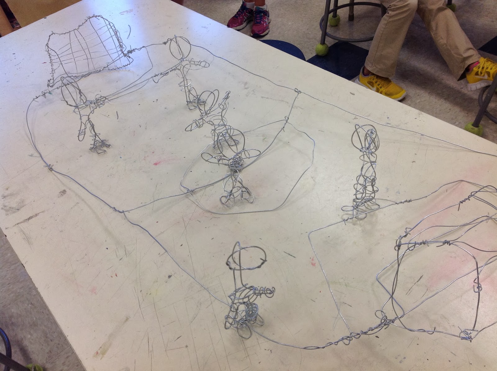 Miss Arty Pants: Wire Sculpture