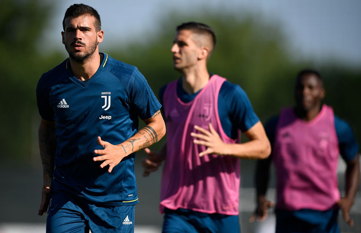 Volpi: "Juventus procjenjuje Sturara na 18 do 20 miliona eura" Volpi: "Juventus procjenjuje Sturara na 18 do 20 miliona eura"
