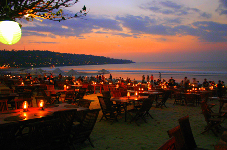 Holiday in Bali: Wonderful moment in Jimbaran Beach