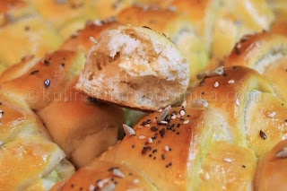 Солени кифлички с домашен квас - рецепта Солени кифлички с домашен квас - рецепта