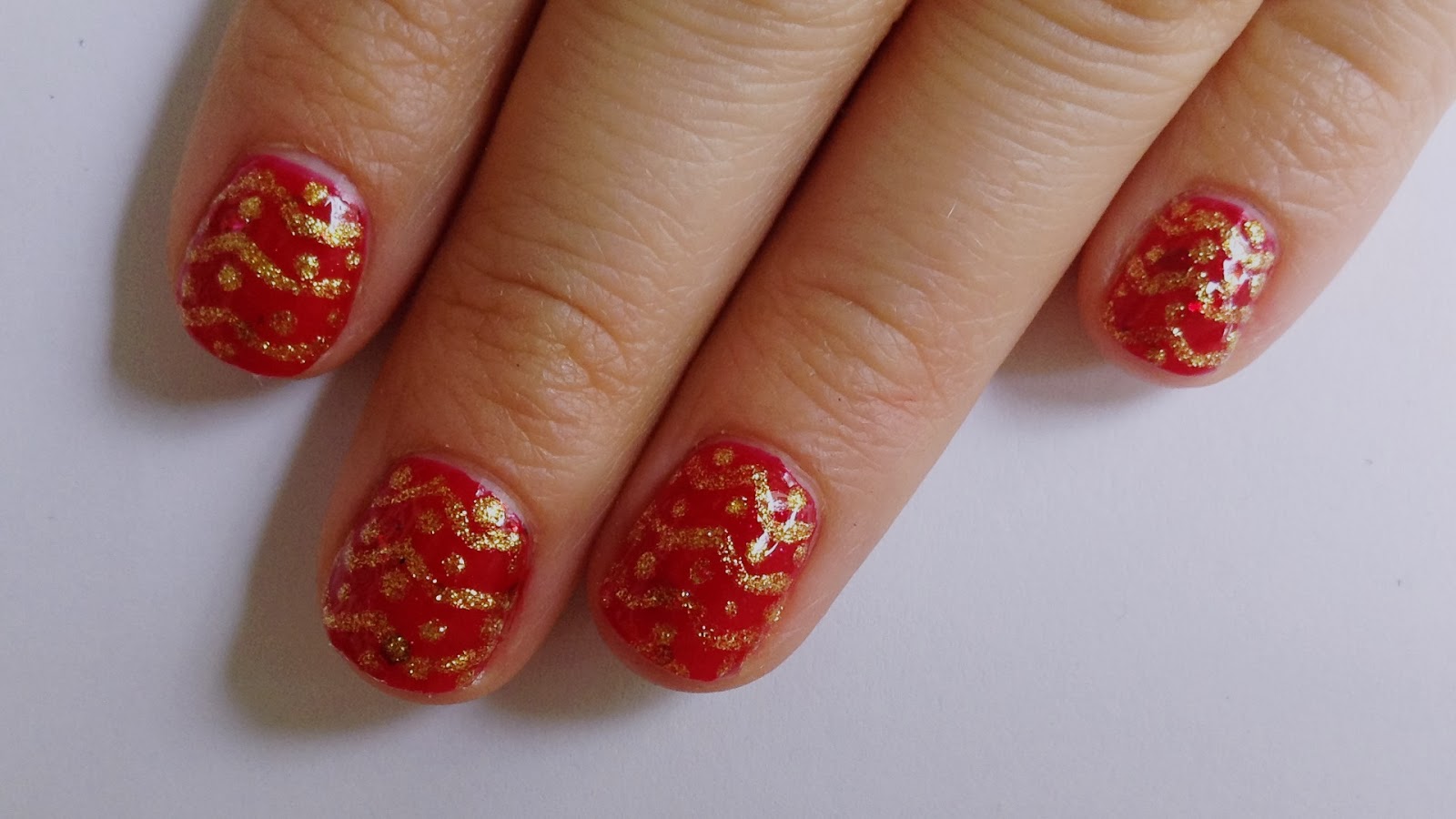 Red and Gold Christmas Nails - wide 3