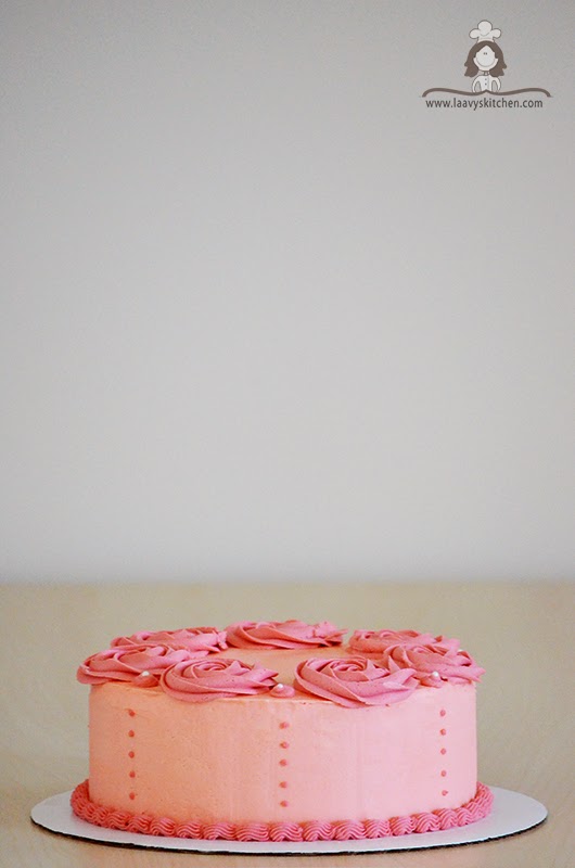 Laavy's Kitchen A food blog by Laavy Rose Bouquet Birthday Cake