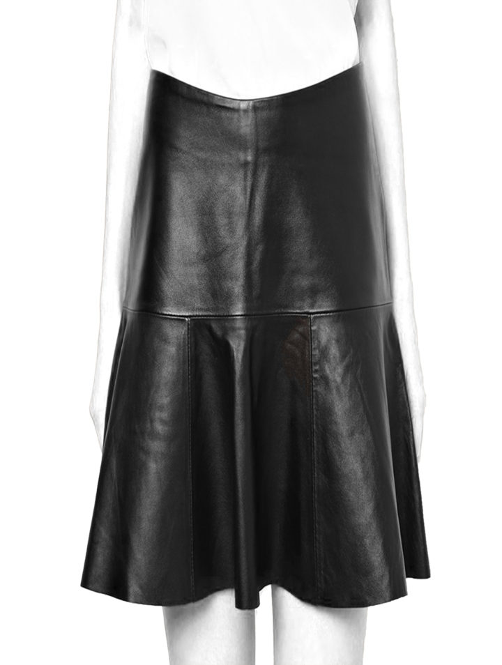 Shop by category Shop our range of Skirts For women online at David Jones. Shop from top brands like Bassike, Kitx & Country Road. Free & fast delivery available.