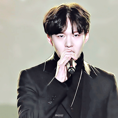 theqoo inserted image