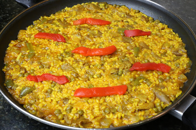 Arroz con setas y carne