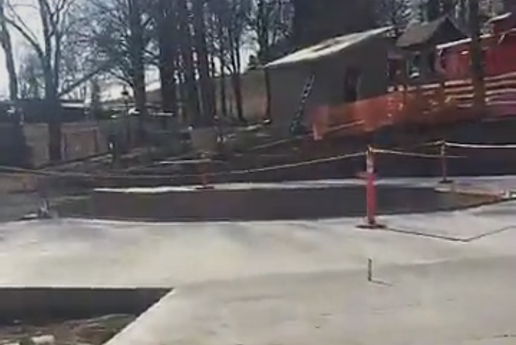 MidwestInfoGuide Falcon's Flight Construction (WOF)