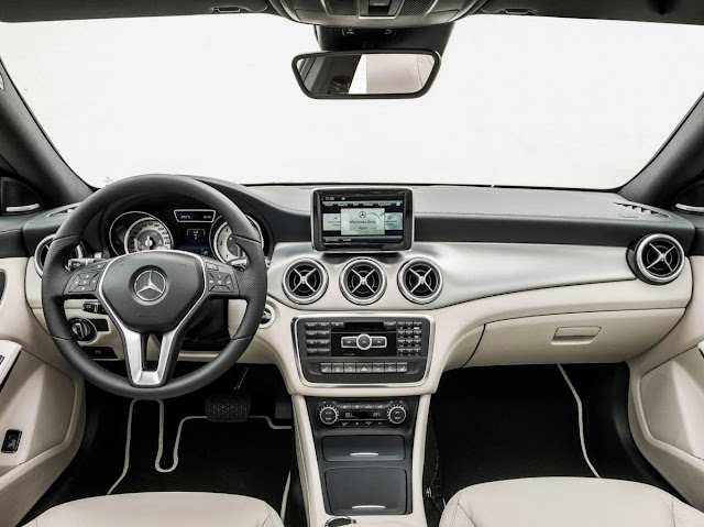 Mercedes-Benz CLA - Trong nhà 2013 Mercedes-Benz CLA 250 - interior