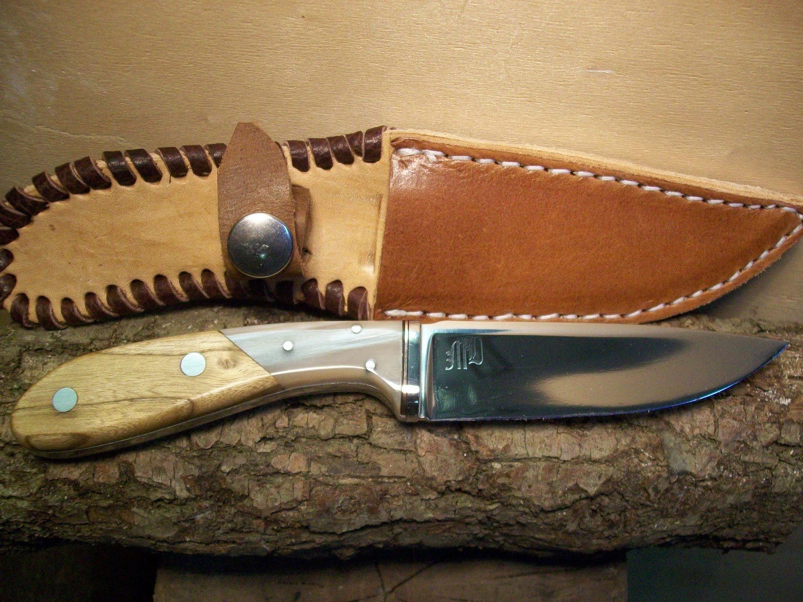 Couteau Artisanale Pour Gratter La Peau De Porc (cotenna) - En Bois Avec Lame De Rechange