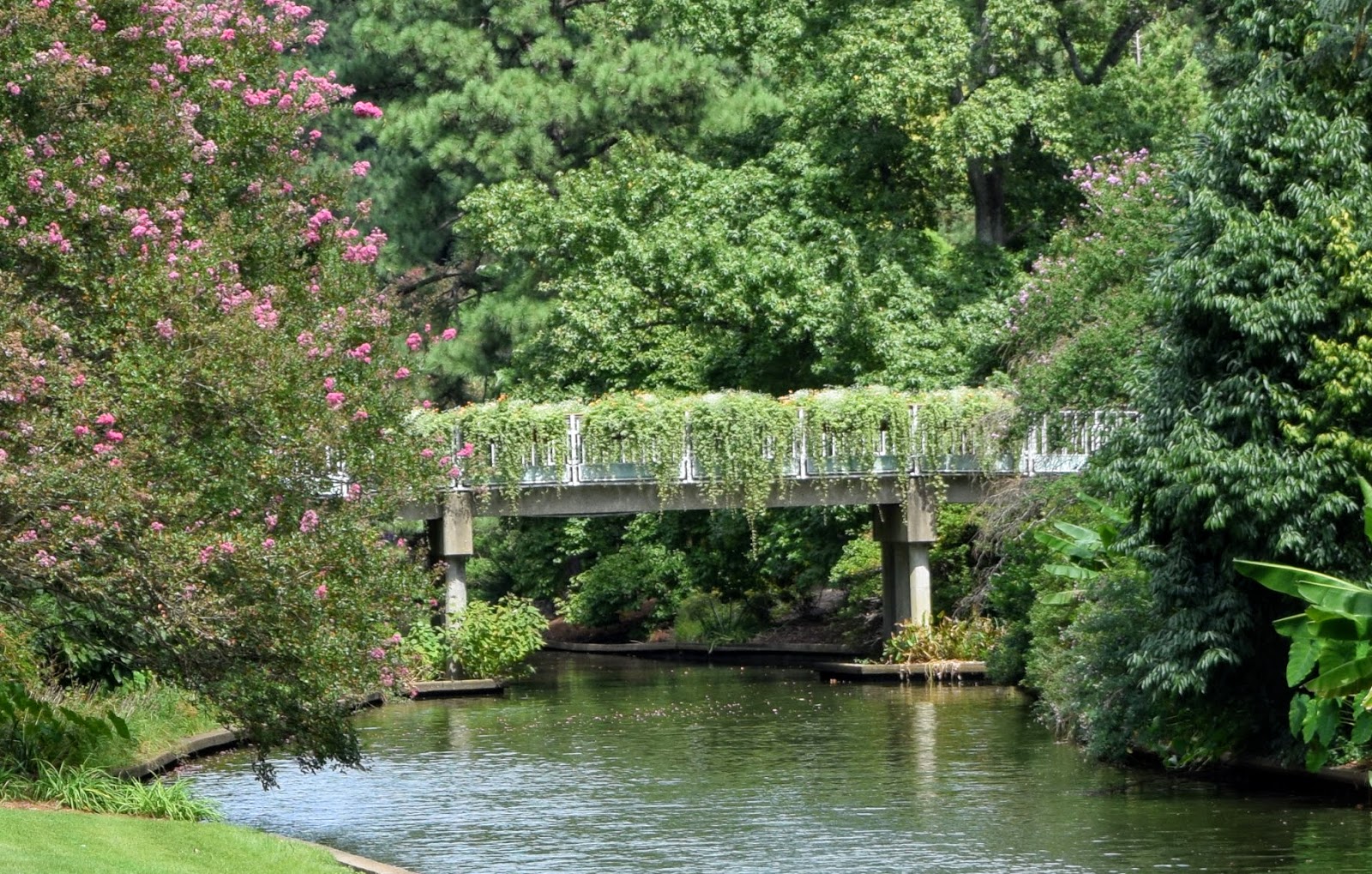 HappiLeeRVing Norfolk Botanical Garden