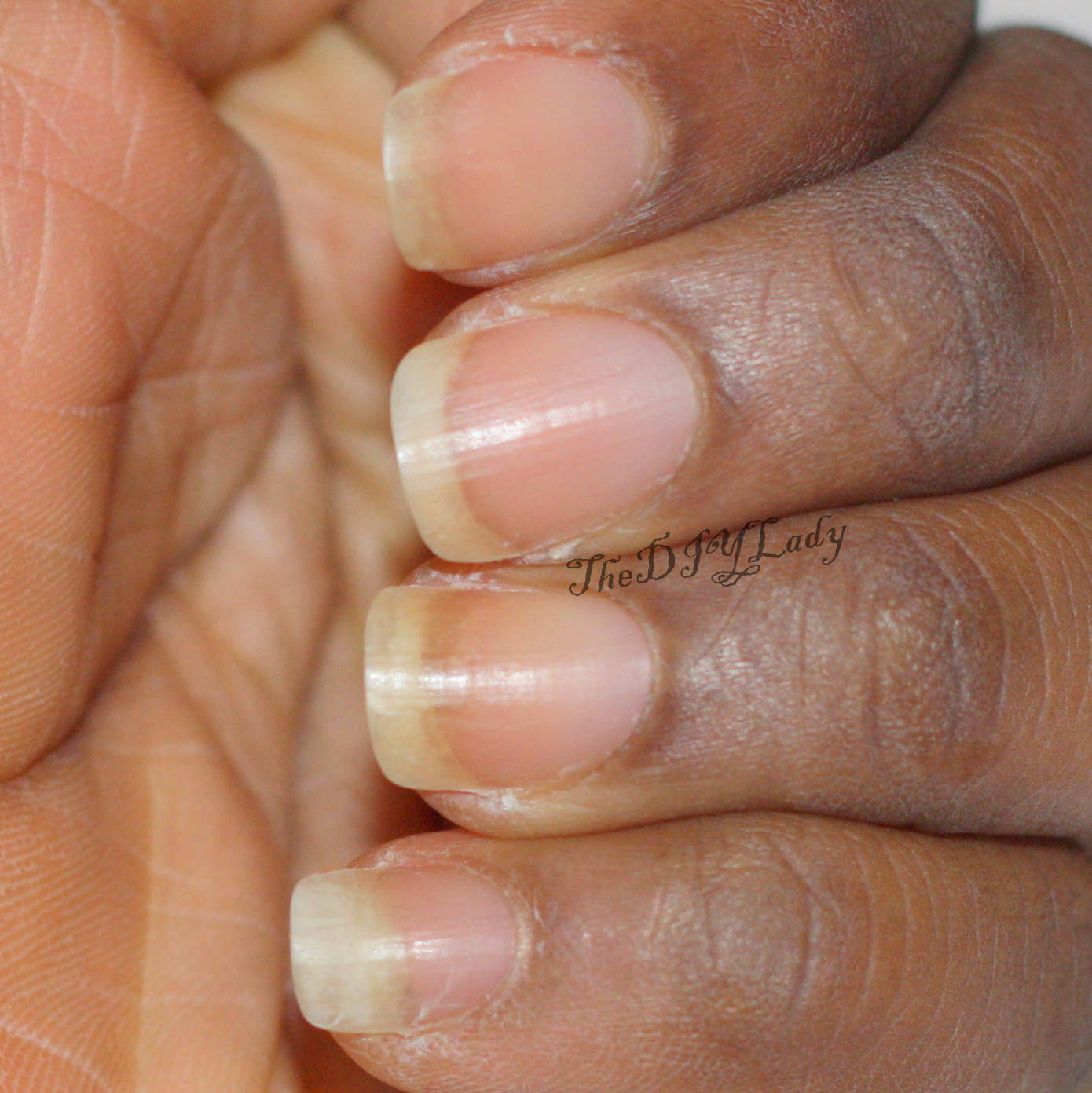 The Do It Yourself Lady: Review: Pure™ Nail and Cuticle Oil