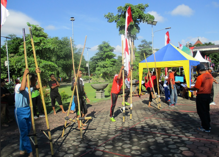 Sejarah Asal Mula Tradisi Lomba 17an - Explore Indonesia