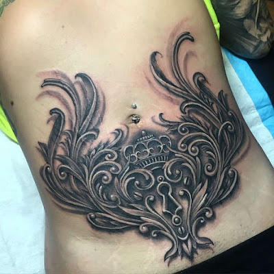 tatuajes para tapar estrias tatuaje en el abdomen para mujeres
