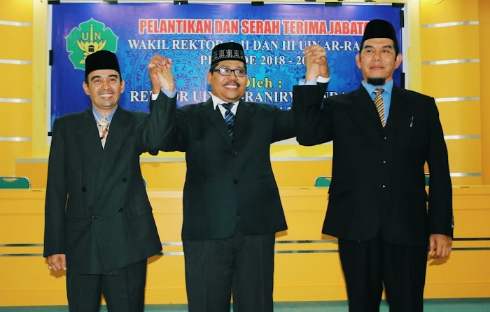 Prof Warul Lantik 3 Wakil Rektor UIN Ar-Raniry