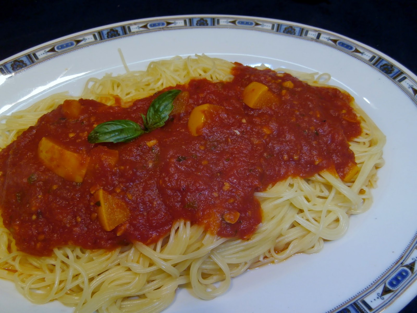 The Allergy Safe Kitchen Spicy Ball Squash Tomato Sauce