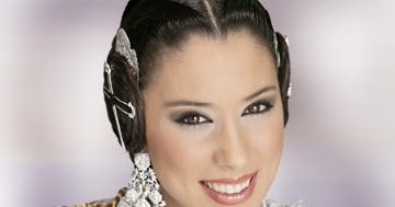 Falleras Mayores de Valencia ENTREVISTA SANDRA POLOP, CORTE DE HONOR 2011