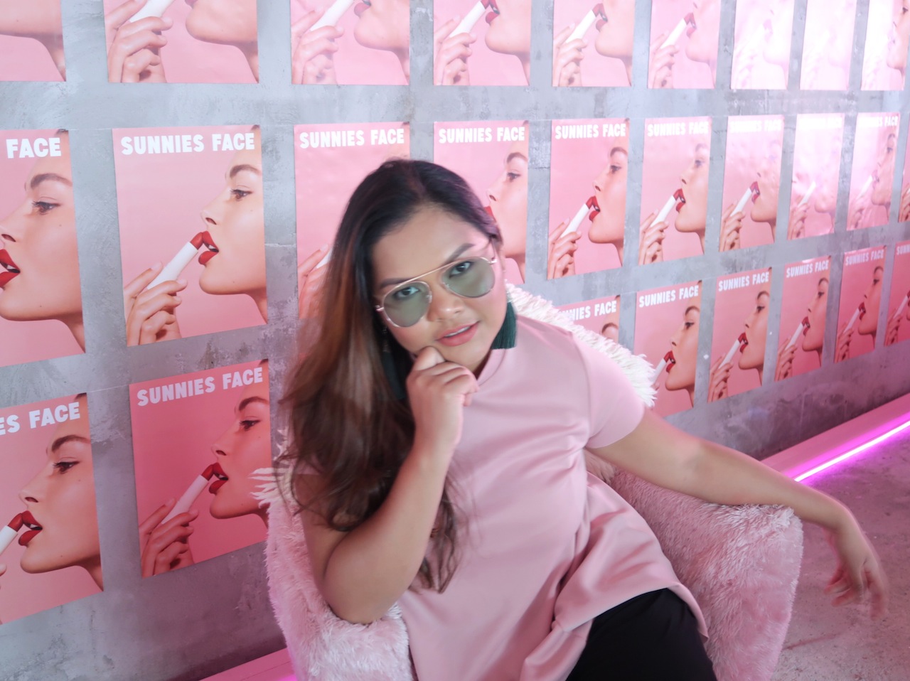 Sunnies Face Sunnies Studios now has makeup! + Complete swatches