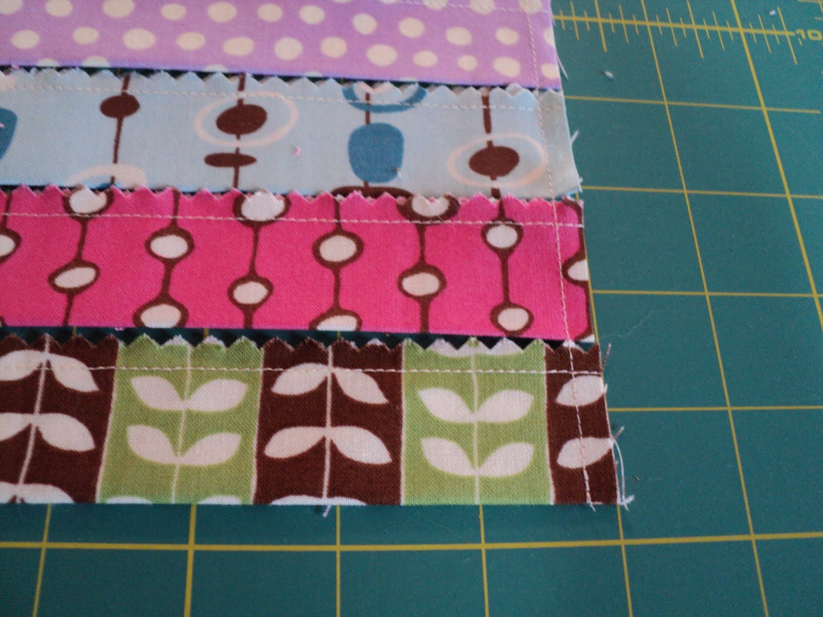 Another Fabric Addict Jelly Roll Bag Tutorial