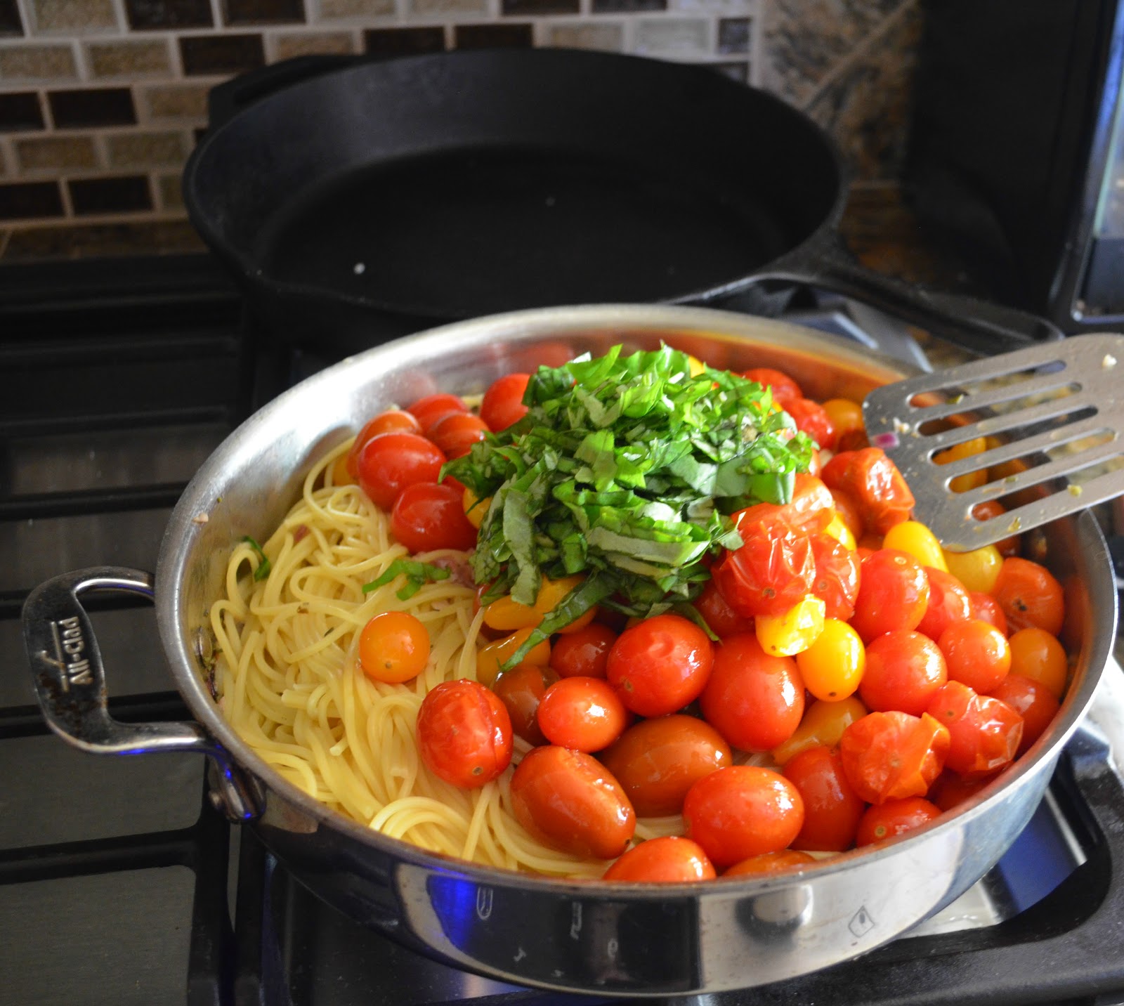 Roasted-Tomato-Pasta-Recipe-Pasta-Roasted-Tomatoes-Pepper-Basil.jpg