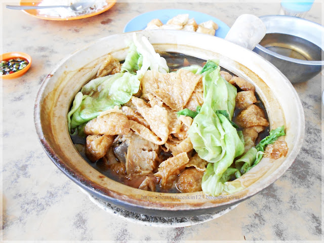 Ah So Bah Kut Teh Lintang Dendang, Pusat Bandar Berkeley, 41300 Klang, Selangor, Malaysia Ah So Bah Kut Teh Lintang Dendang, Pusat Bandar Berkeley, 41300 Klang, Selangor, Malaysia