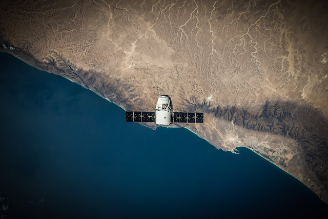 Spacex Technology Of Aerial View of Earth Exploration HD Wallpaper Spacex Technology Of Aerial View of Earth Exploration HD Wallpaper