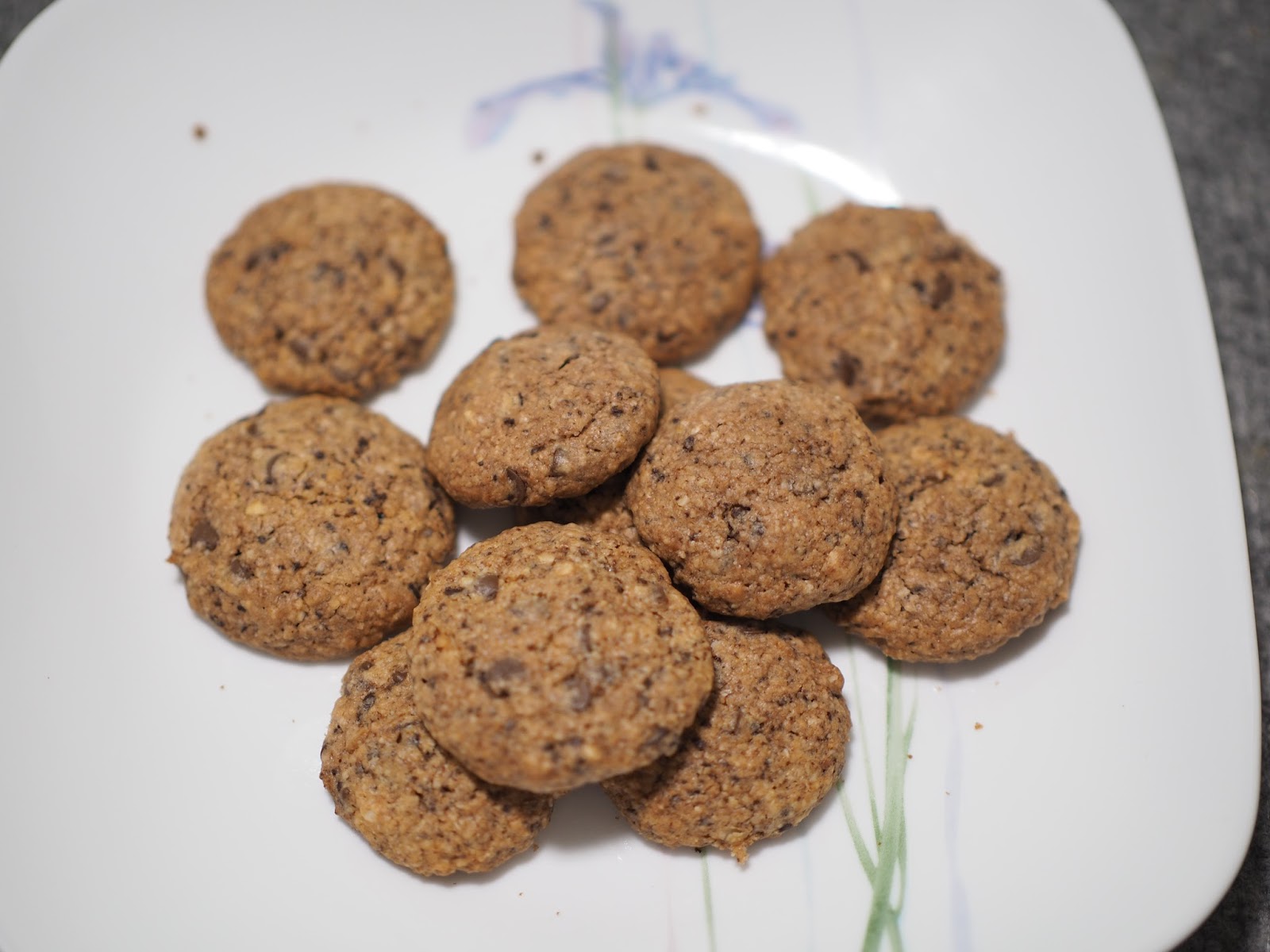 Resepi Biskut Famous Amos  Bukan apa, macam terasa sayang duit nak