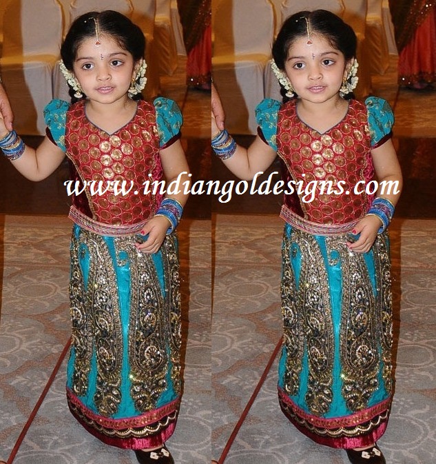 Gold and Diamond jewellery designs: ajith and shalini's daughter ...