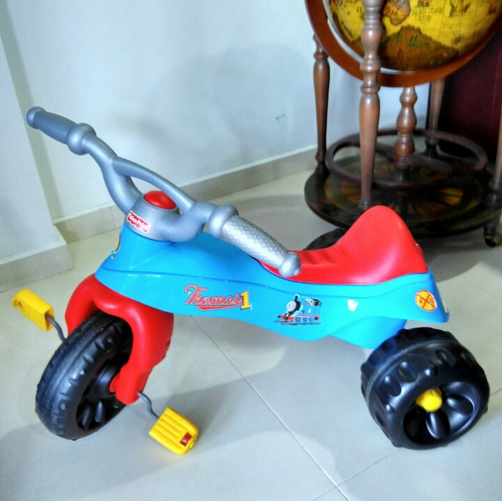 MYBUNDLETOYS2 FISHER PRICE Thomas The Train Tough Trike
