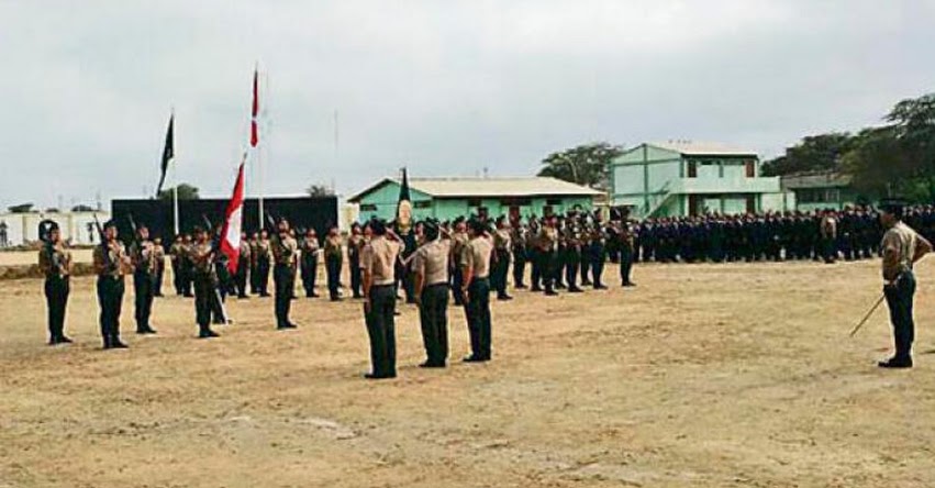 PNP: Oficiales habrían acumulado S/ 34,000 por coimas de estudiantes a cambio de no perjudicarlos académicamente PNP: Oficiales habrían acumulado S/ 34,000 por coimas de estudiantes a cambio de no perjudicarlos académicamente