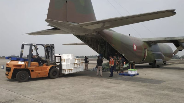TNI AU Terbangkan 12 Hercules ke Palu, Bantu Korban Gempa dan Tsunami TNI AU Terbangkan 12 Hercules ke Palu, Bantu Korban Gempa dan Tsunami