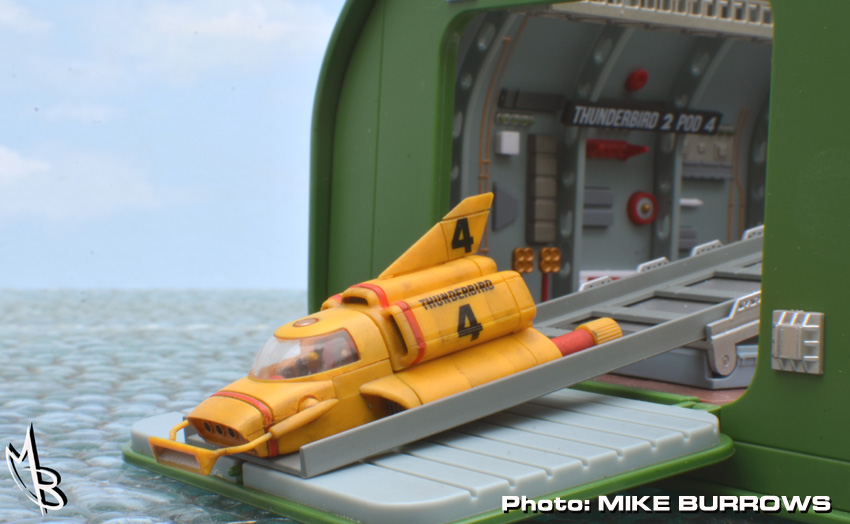 MOONBASE CENTRAL DEAGOSTINI MODEL SPACE THUNDERBIRD 2 PENULTIMATE PACK