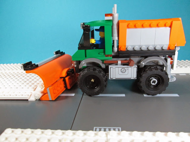 Set LEGO® City GREAT VEHICLES 60083 Snowplough Truck (Camião limpa-neve)