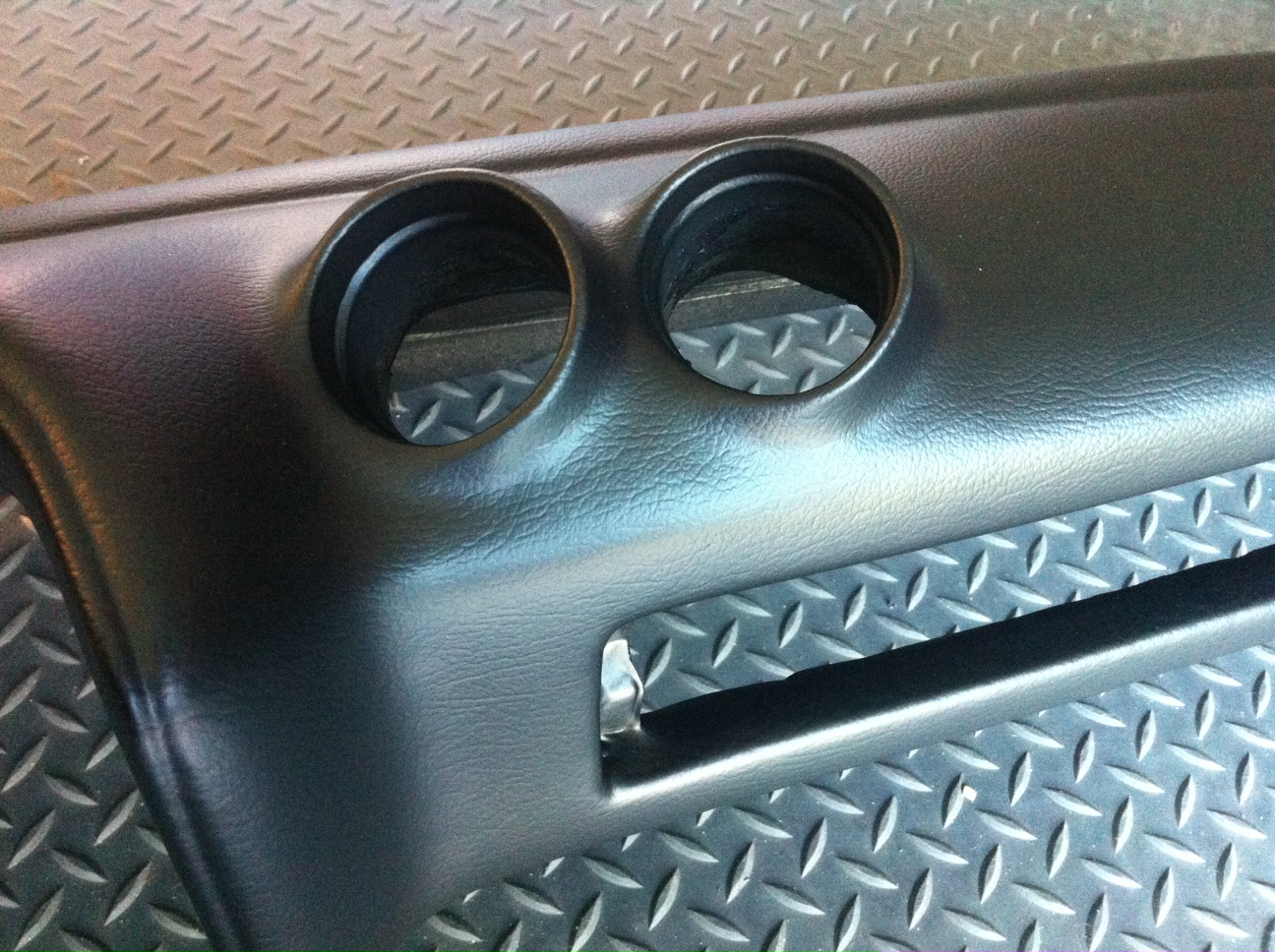 Just Dashes Production Center: Custom: 1973 Dodge Challenger Dash Pad