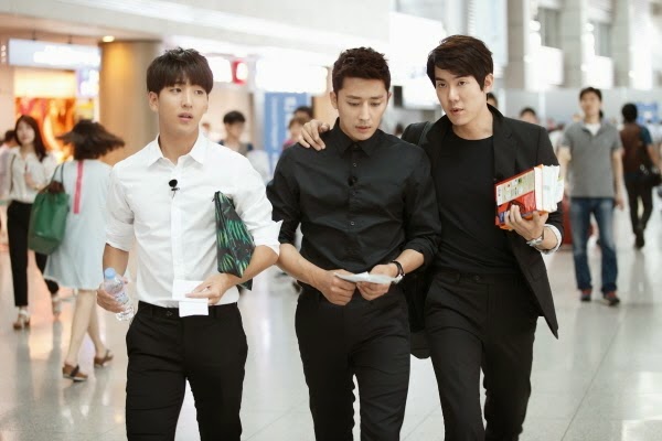 Yoo Yeon Suk, Son Ho Joon, Baro fly to Laos for 'Youth Over Flowers ...