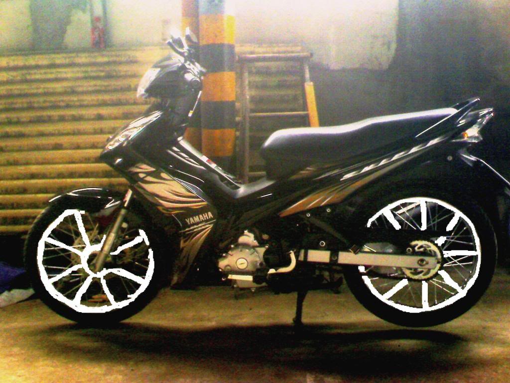 yamaha sniper black