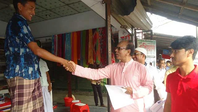distributed leaflets demanding release of BNP Chairperson Khaleda Zia