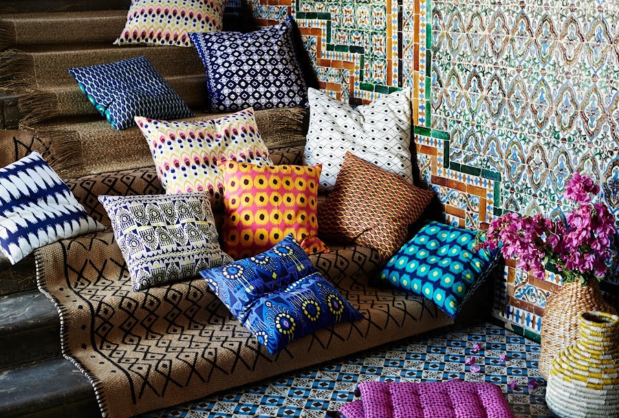 Cojines, alfombra son los mejores representantes del E. Tierra