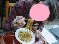 This Student Was Dead for Eating Instant Noodles Every Night! This Student Was Dead for Eating Instant Noodles Every Night!