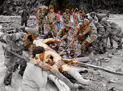Efforts by the Indian Army men in the floods of Uttarakhand region of Kedarnath