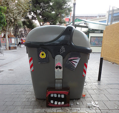 Arte muy peculiar en los basureros