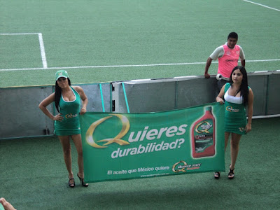 Las Chicas Quaker Estadio Omnilife