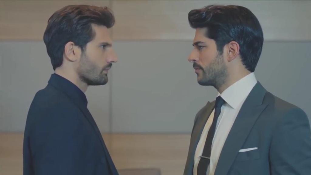 Wieczna miłość odcinek 14: Emir ma niespodziankę dla Kemala! Randka Zeynep i Ozana! [Streszczenie + Zdjęcia]