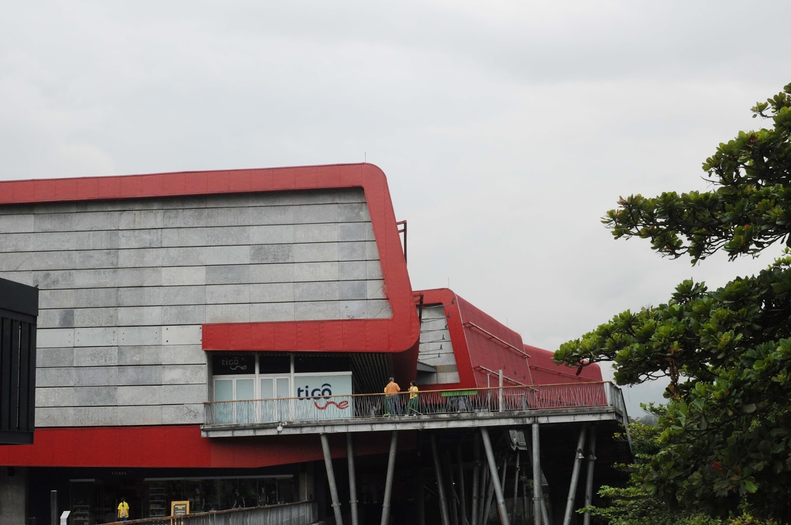 Un paraíso verde en Medellín | Una antología de aventuras