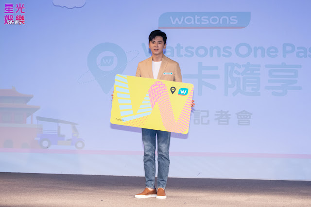 屈臣氏寵i會員代言人李國毅用多種語言教導大家如何在不同市場的屈臣氏向店員說「我要累積點數」,讓消費者能輕鬆的在亞洲累點、台灣兌點