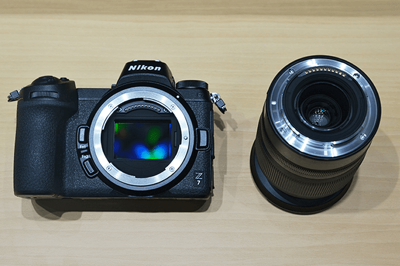 Full-Frame sensor! Full-Frame sensor!